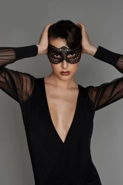 Maison Close Masque - Le Ravissant - Les Romantiques 9 Maison Close Masque - Le Ravissant - Les Romantiques -Maison Close 560512 6 4 2560x3840 1