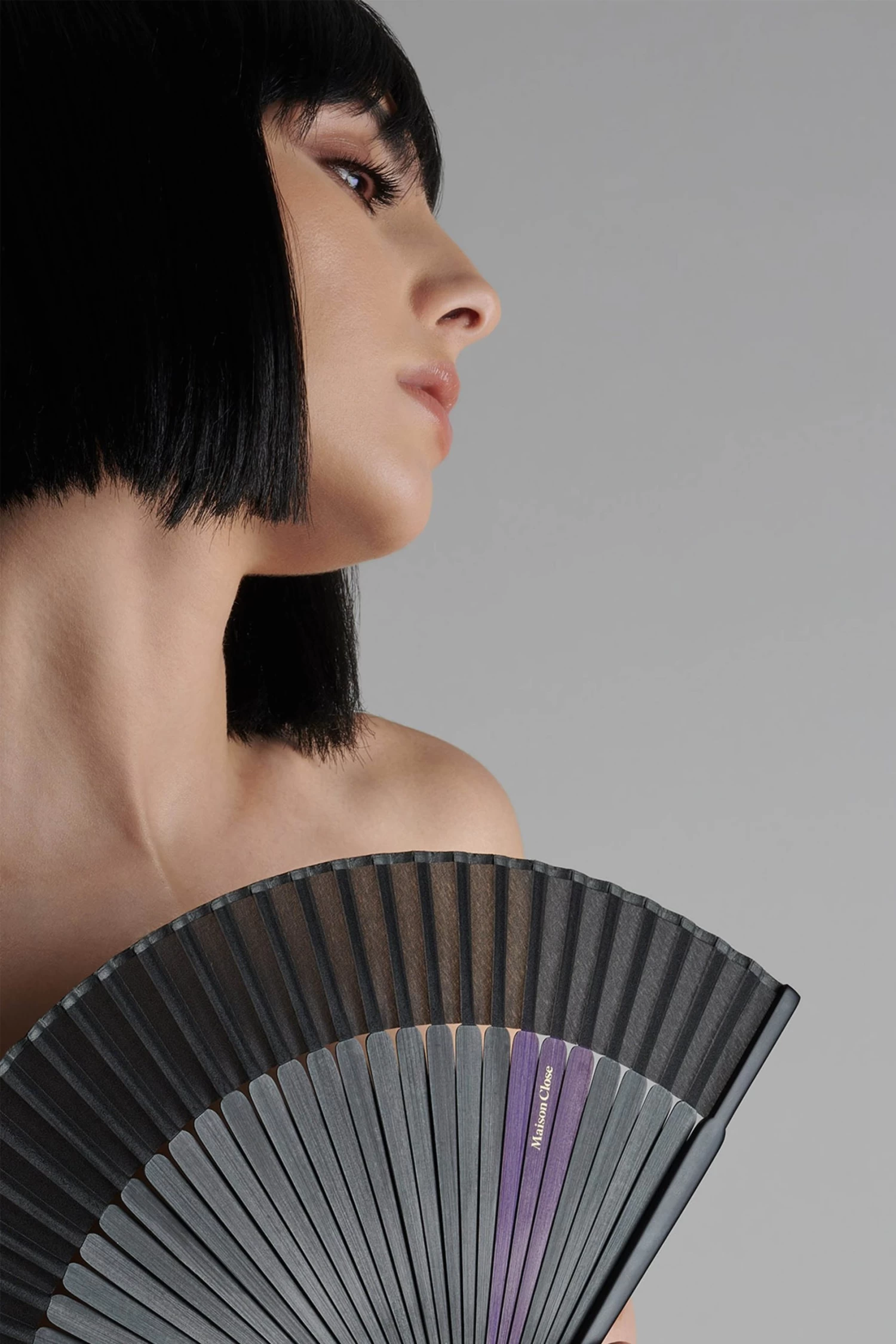 Maison Close Éventail L'Exaltant - Les Romantiques 4 Maison Close Éventail L'Exaltant - Les Romantiques – Image 4