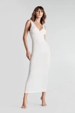 Maison Close Robe Longue Dos Nu - La Femme Amazone -Maison Close 561070 la femme amazone ivoire 0804