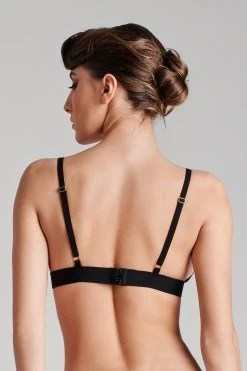 Maison Close Soutien-gorge Triangle - Madame Rêve -Maison Close 608820 2560x3840 madame reve 0362