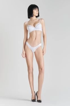 Maison Close Soutien-gorge Push-up Effet Triangle - Pure Tentation 10 Maison Close Soutien-gorge Push-up Effet Triangle - Pure Tentation -Maison Close 609819 pure tentation blanc 0101